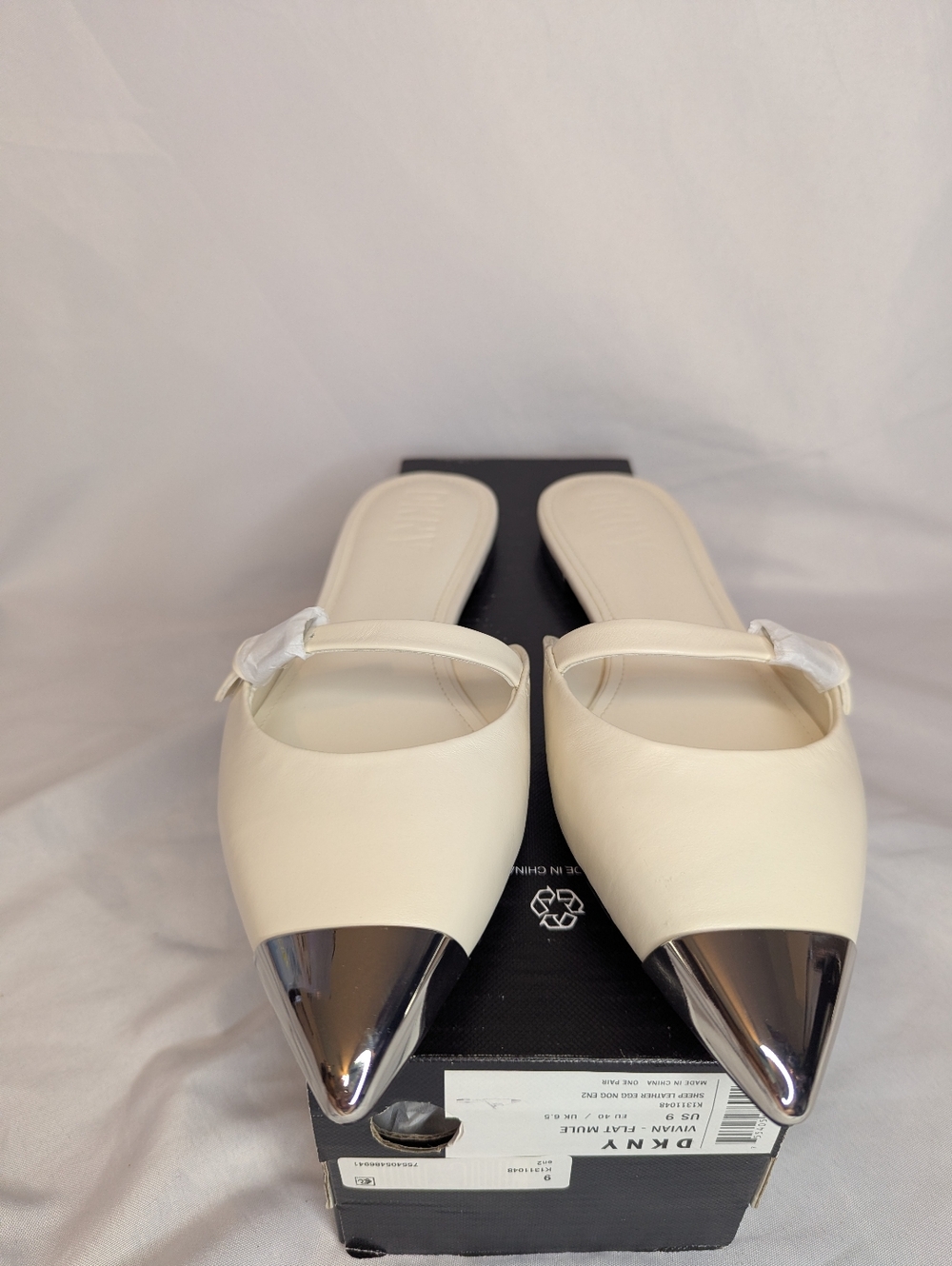 DKNY Vivian Flat Mule Women's Size 9 - NEW
